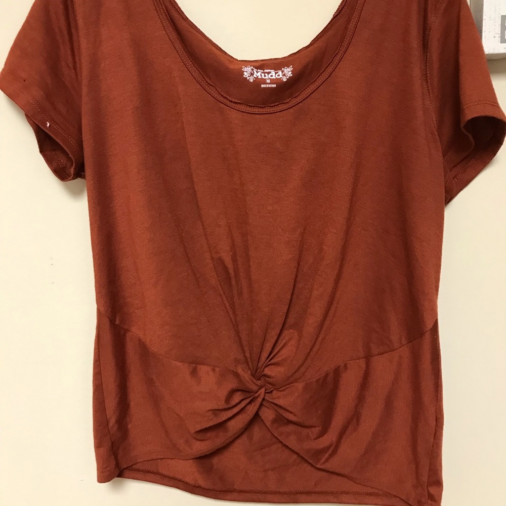 Burnt orange short sleeve shirt